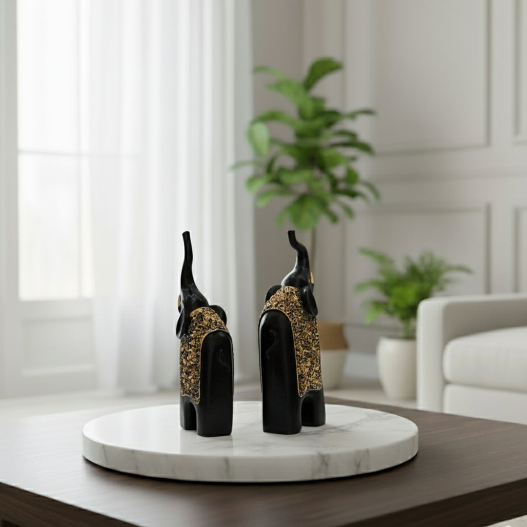 Beautiful elephant figurines – perfect gift and table decor